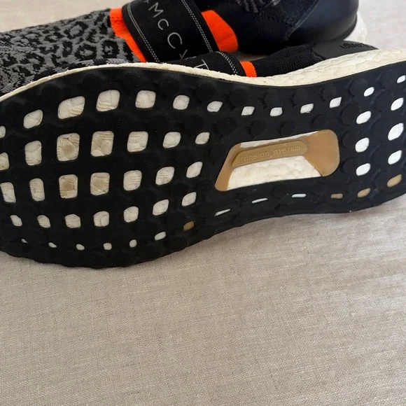 Stella McCartney ultra boost sneaker - Picture 2 of 5